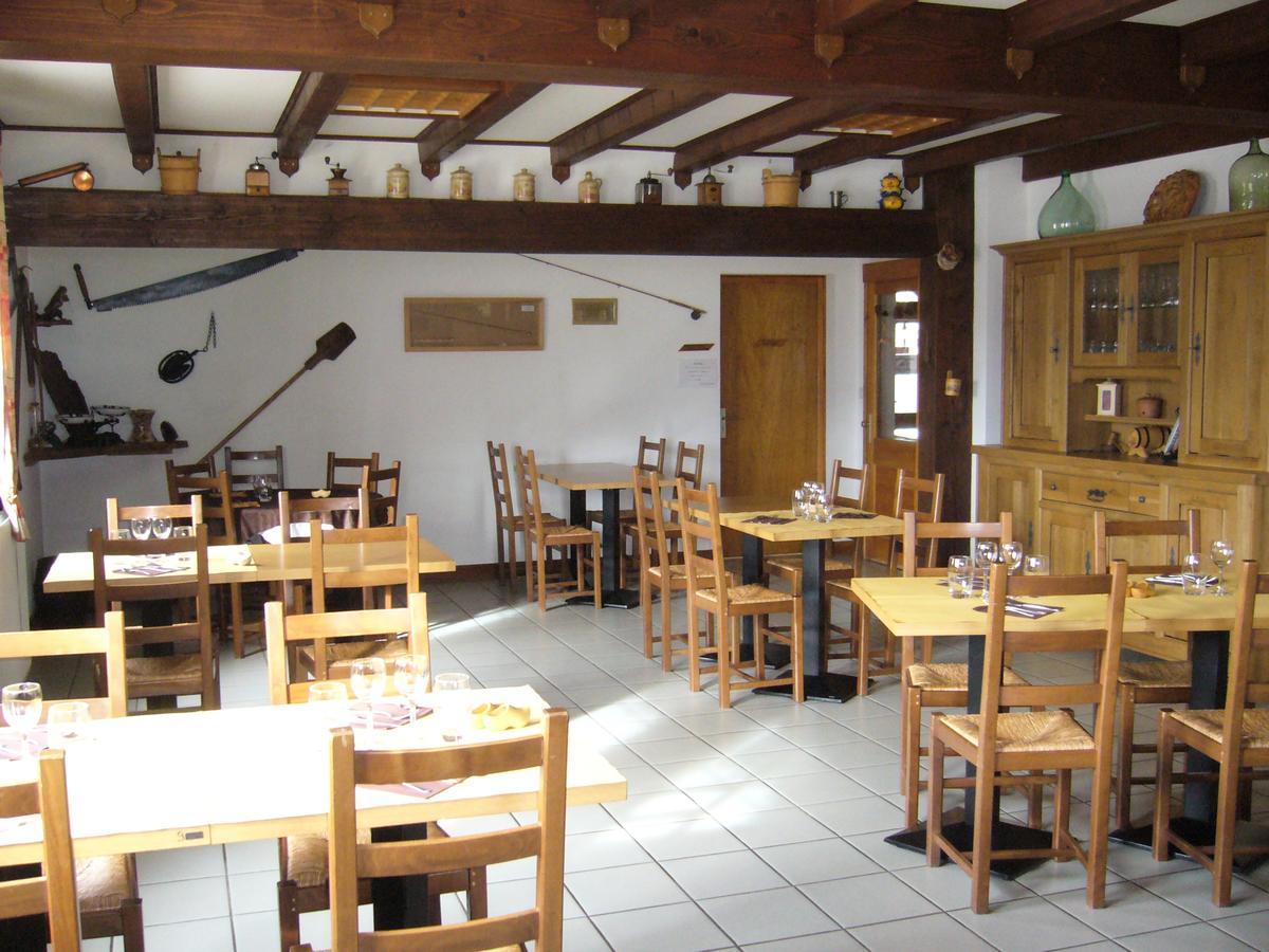 Hotel Auberge Du Grand Git La Chaux Neuve Exterior photo